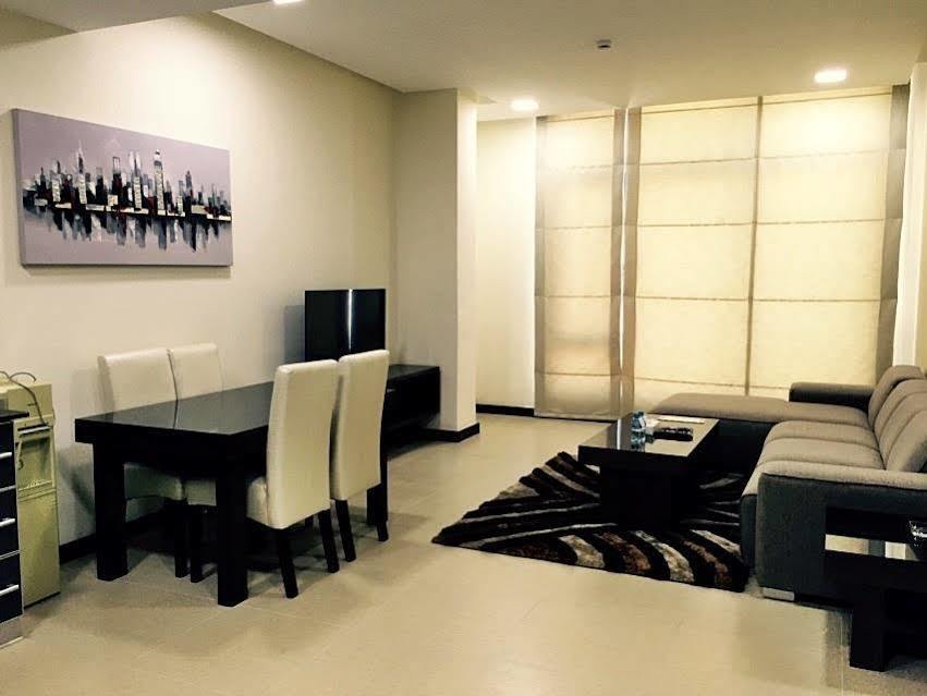 Belle Tower Luxury Apartments マナーマ エクステリア 写真