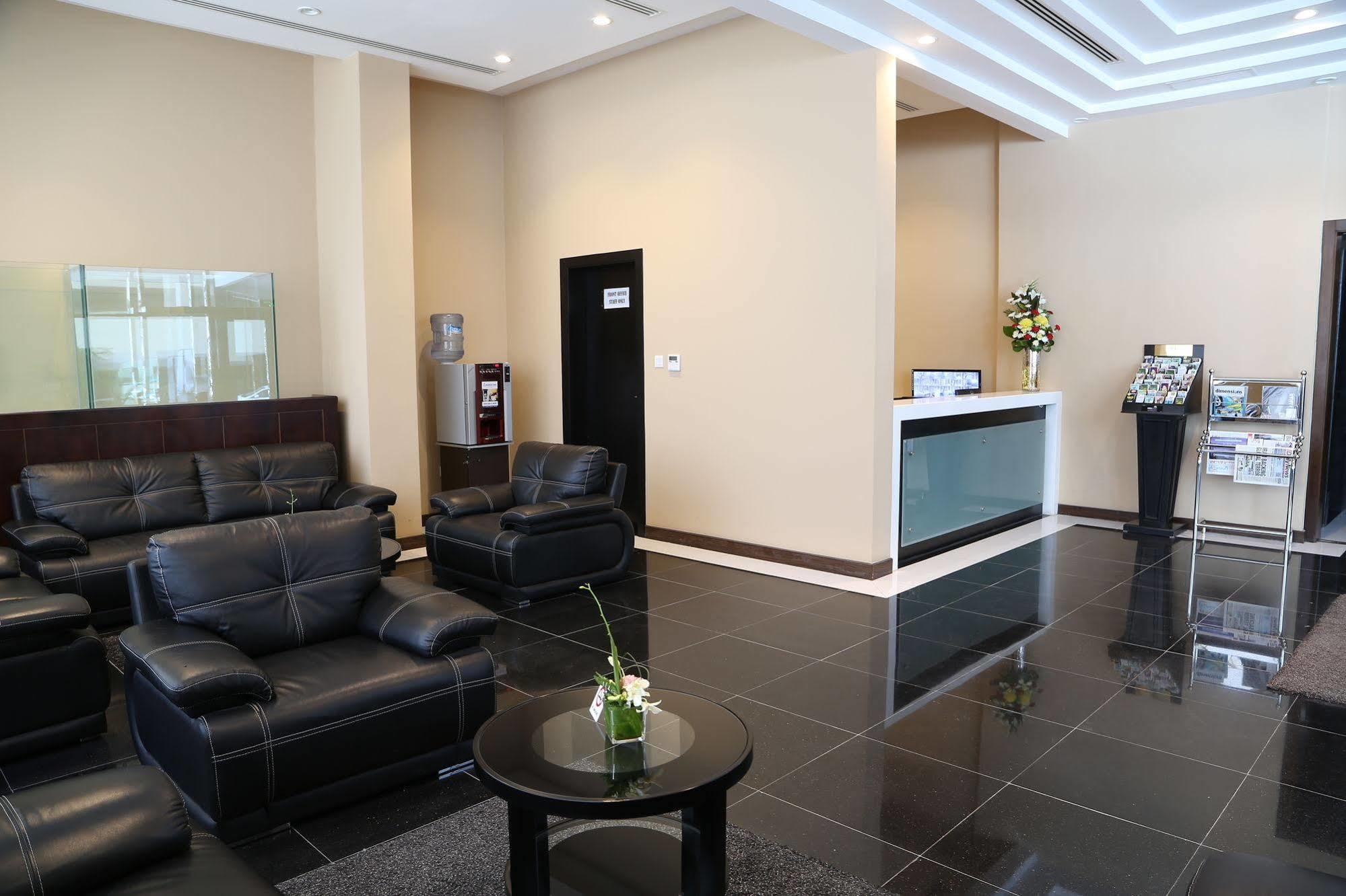 Belle Tower Luxury Apartments マナーマ エクステリア 写真